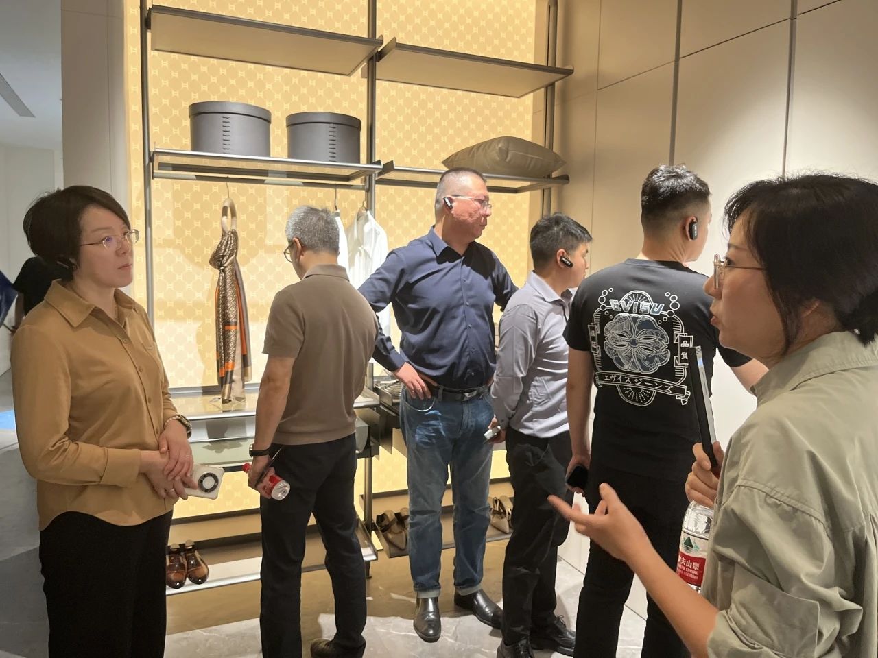 1adbb5297dea7c81317c7386d3b66b91