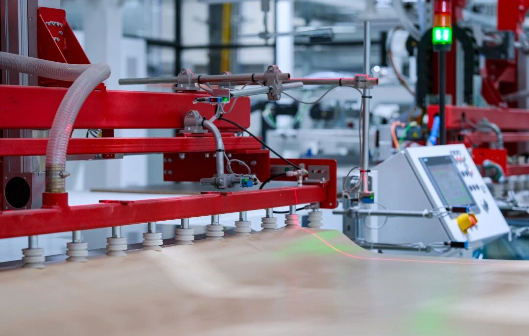 2a5eb77ee42f3e45f127afd37449edae